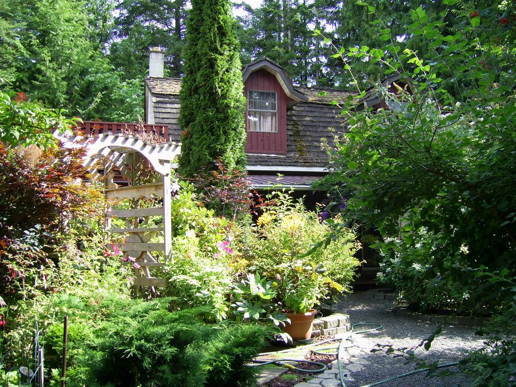 Garden House Courtenay